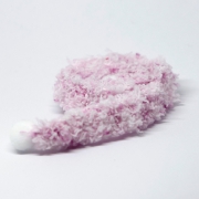 Handgestrickter flauschiger pink violetter Schal mit PomPoms Handgestrickter flauschiger pink violetter Schal mit PomPoms