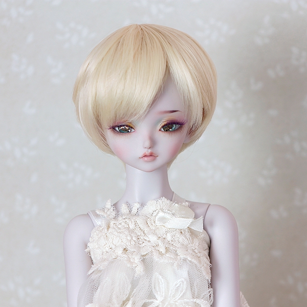 7-8 short Wig - Soft Blond