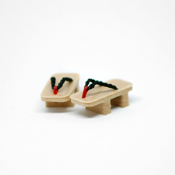 Geta Japanese Shoes Wood/Black