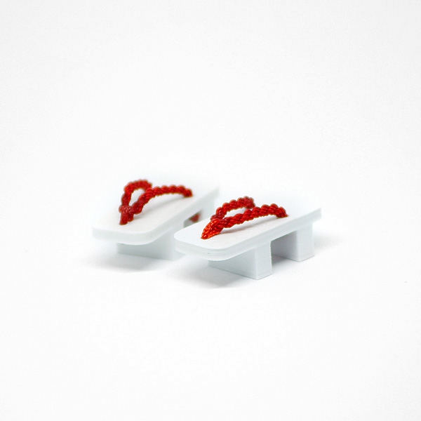 Geta Japanese Shoes White/Red
