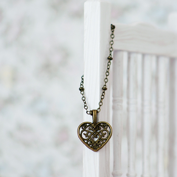 Necklace - Ornament Heart