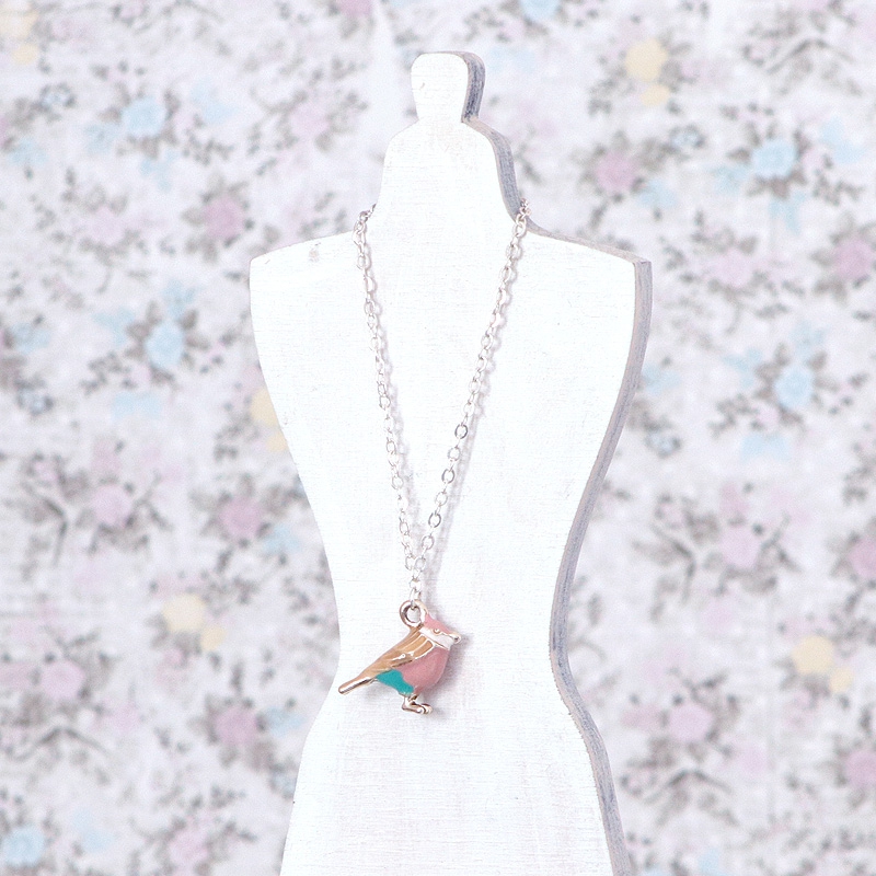 Necklace with bird pendant